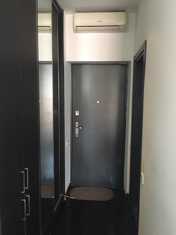 Black-White Rooms Batumi Luaran gambar